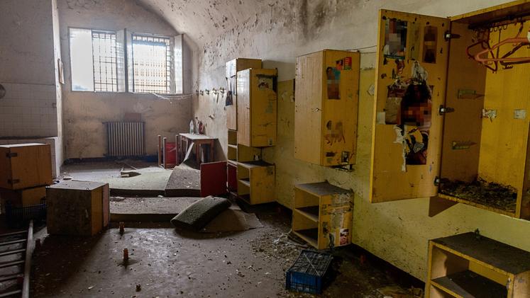 L’interno del Campone  L’ex carcere cittadino è uno degli  esempi di patrimonio pubblico lasciato cadere in oblio nel corso degli anni