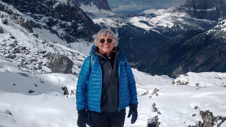 Rossella De Vecchi, nuova presidente della sezione Cai Cesare Battisti, che organizza quest’anno oltre duecento gite in montagna